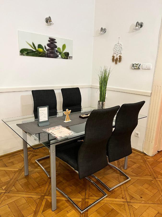 Zen Hostel By Central Market بودابست المظهر الخارجي الصورة