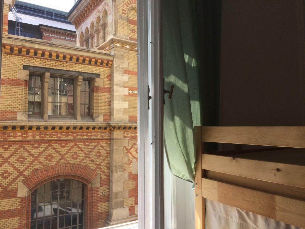 Zen Hostel By Central Market بودابست المظهر الخارجي الصورة