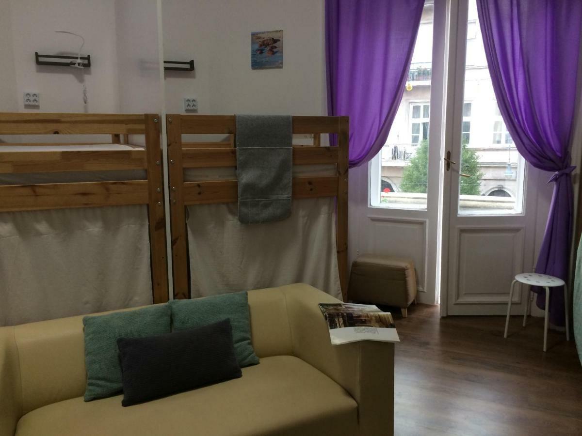 Zen Hostel By Central Market بودابست الغرفة الصورة